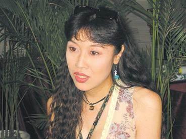 中国最成功的两个变性人，一个的张克莎一个是金星