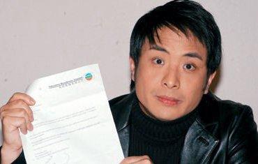 与星爷交恶23年，甚至诅咒星爷下地狱，后模仿容祖儿还冥婚被封杀