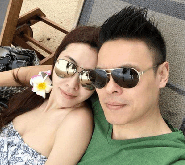 熊黛林怀孕5月仍穿高跟鞋 自曝孕吐严重老公贴