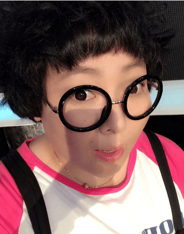 非诚勿扰女嘉宾余燕曝牵手内幕:张震是托两人最终分手！