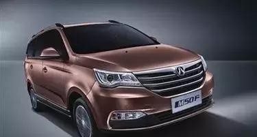 北汽威旺M50F 让你想象不到的人性化