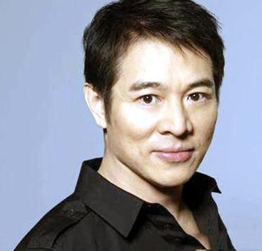 娱乐圈里身价超过10亿的明星,吴京垫底,他已高