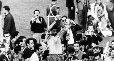 撒花!盘点历届世界杯夺冠队伍