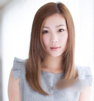 谁说直发是不适合方脸女生的一种发型？方脸好看的直发发型奉上！