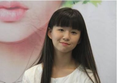 小彩旗为何被放弃培养？看了这张照片就会明白杨丽萍了！