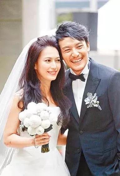 跟经纪人结婚的11位明星！最后一位肯定是真爱