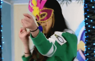 9岁就开始学跳舞的迪丽热巴,为何因跨年晚会上的一支舞被嘲讽!