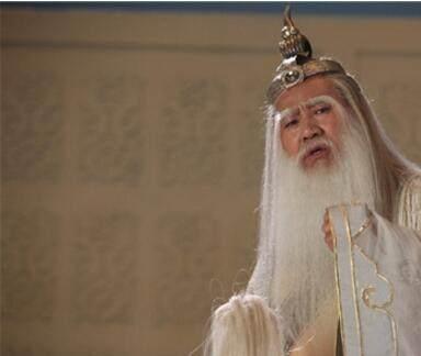 西游记里到底是谁开天辟地? 作者看似笔误, 实