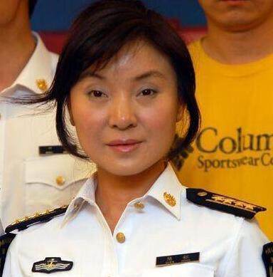 49岁陈红家世显赫 婚姻坎坷 隐退多年后现身“脱胎换骨”