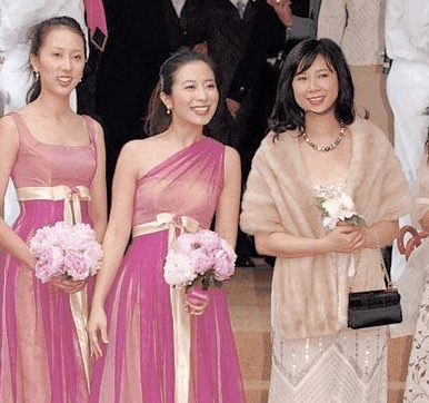 剖析: 当年李家诚与徐子淇花费7亿的世纪婚礼, 到底是怎么花的
