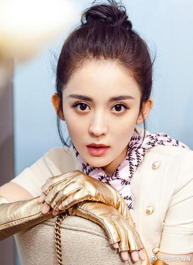 各大经纪公司艺人集体拜年,网友:终于知道唐人