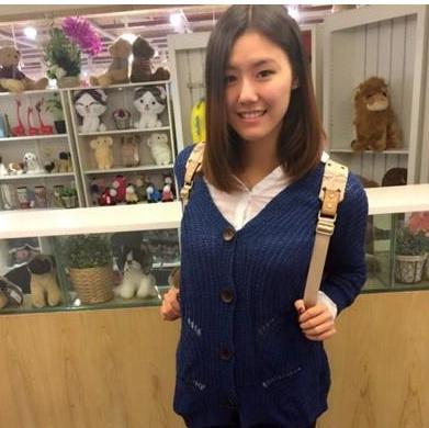 女性游泳运动员为什么胸前都是平的?傅园慧一