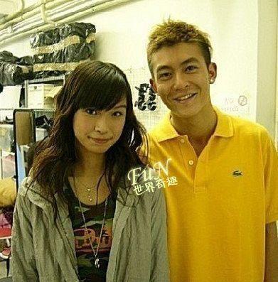 陈冠希当初的名气有多高,这么多女星抢着合影