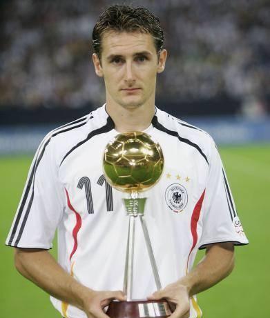 评选德国足球队历史最佳阵容,谁与争锋?
