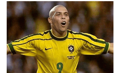 盘点足球历史十大前锋: 巴西三人, 第四位是不可