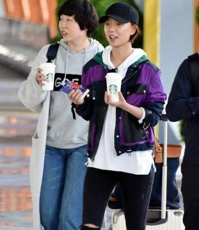 白百何王珞丹机场照曝光,一样是素颜,差的不止