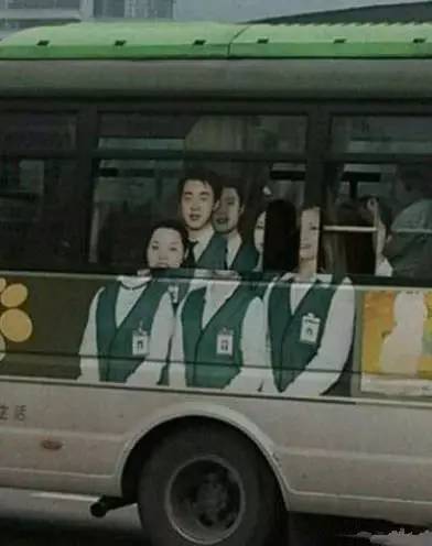 搞笑图片搞笑段子：现在的游戏都喜欢这样打广告了