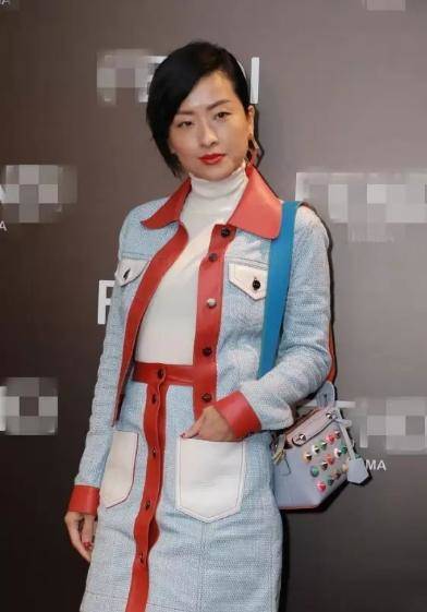 香港时尚女艺人之一徐濠萦 穿衣风格简直就是