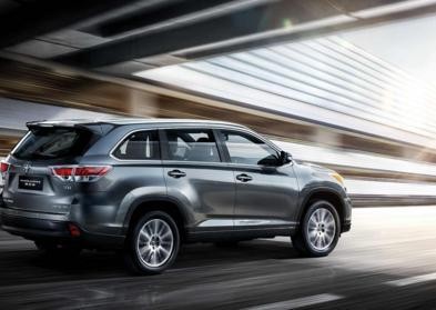 外形大气流畅，2930轴距SUV，比途昂细腻，让汉兰达头疼！