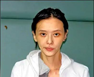 曾是宇宙最可爱美少女,现40岁与25岁男友热恋