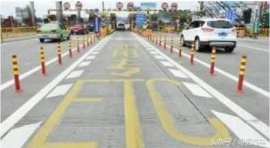 宝马车耍心机“蹭”ETC，收费员笑称：下高速的时候就尴尬了！