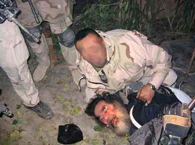 萨达姆被美军抓获的时候,真的是在地洞中发现