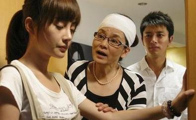 宝宝便便出现脱肛, 去医院检查出原因后婆婆和