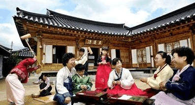 中国有春节, 西方有圣诞, 日本韩国越南这些国家