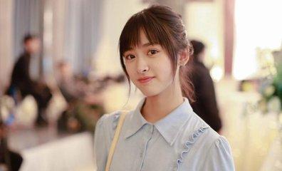 沈月卖粉丝人设被网友吐槽, 没想到她竟然直接