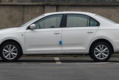 省油王性能超强，售价仅需8万，完爆吉利博越，这个颜值经典大气