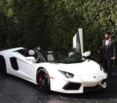 美国两大炫富狂魔,非常经典的文章，不看后悔