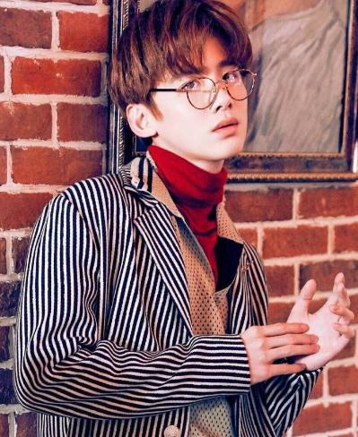 王俊凯拿DG合约?陈伟霆为何续约英皇?红海行