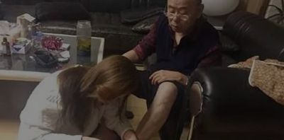 潘阳近照曝光，老公送千万豪车示爱，3岁儿子和潘长江一模一样