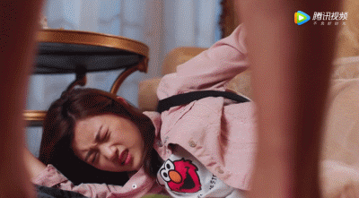 慕容云海后继有人,看《龙日一你死定了》我每个毛孔都在憋笑