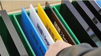 谁说电池只有圆柱体？通用给电动车铺路还是要靠“扁平化”