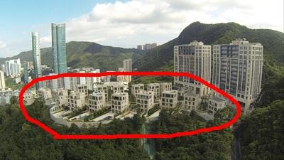 她40岁素颜都“值”８个亿，合个照随意就秒杀了汤唯林志玲！