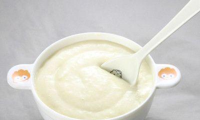 宝宝满4个月就可以添加辅食了,但婴儿米粉并不