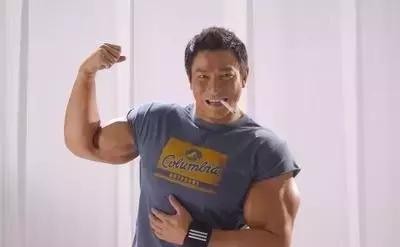 “一个穿西装的大块头”，第五代路虎全新发现上市