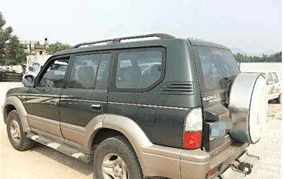 又一神车出炉! 外形很像丰田霸道, 一年却只卖出一辆, 怎么回事呢