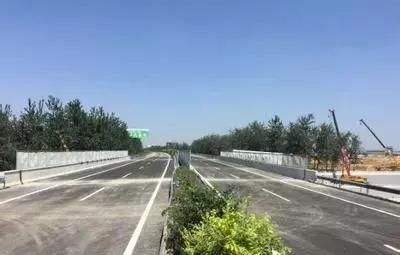 屌爆了!石家庄牛人耗费400小时DIY新火车站模