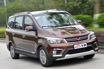 2018款五菱宏光S来了！比宝骏730时尚全新1.5L＋前独立悬架4万起