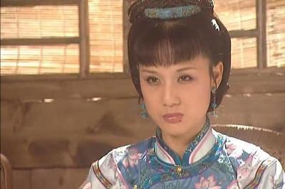 她是康熙帝的第一位女人，也是第一位宠爱的妃子，且生育子女最多