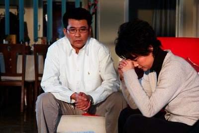 50岁二婚女人的心声:这哪里是过日子,明明比拨