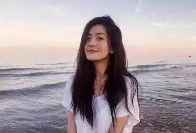 一张照片透露谢娜对外界的向往, 工作室的一条