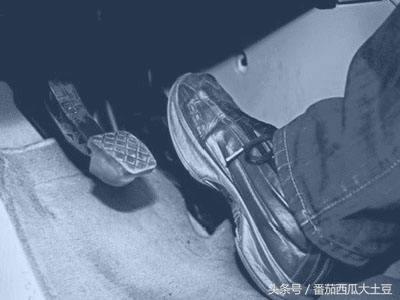 冬季养车大法，这八点注意事项你都知道吗？喜欢就收藏分享关注吧