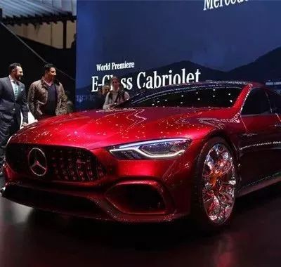 敢和保时捷Panamera竞争的豪车来了，气场更霸气，土豪必备！