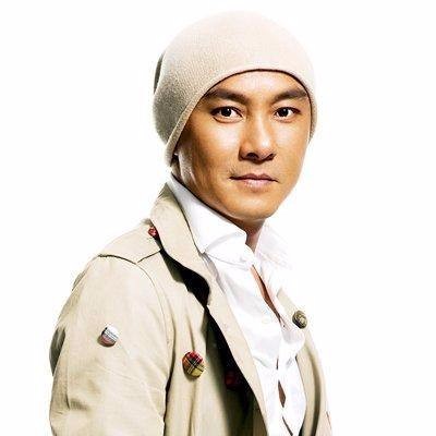 曾经从小陪伴我们长大的老一辈男神明星现在都怎么样