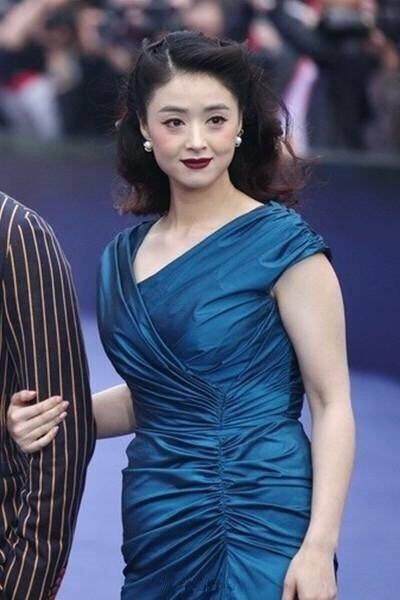 得罪了造型师的明星们: 高圆圆丑爆, 袁姗姗太辣眼!