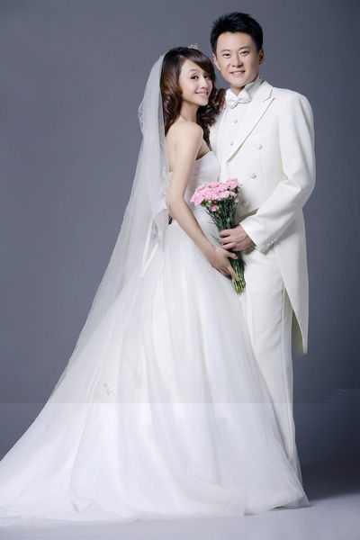 从相恋十几年到低调结婚，曹颖为何会嫁给一位默默无闻的演员？