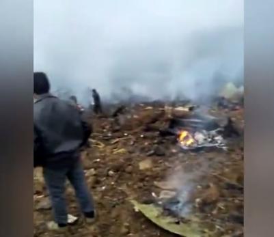 空军飞机在贵州绥阳训练时不慎坠毁, 村民: 飞